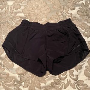 Lululemon Hotty hot shorts